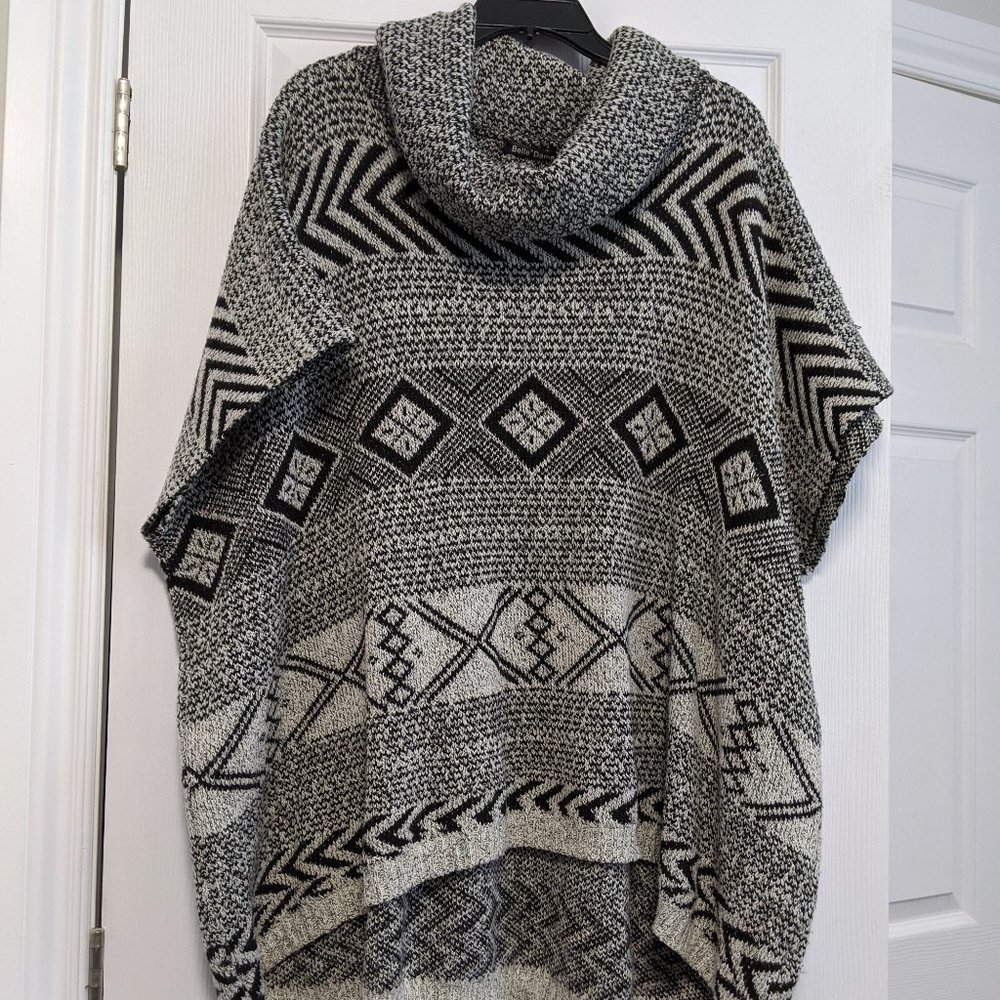 Short sleeve warm shrugg/Poncho